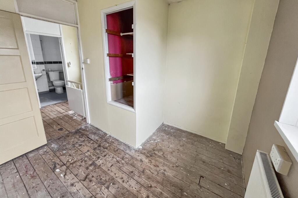 230 Maiden Lane, Crayford, Dartford, DA1 4PS