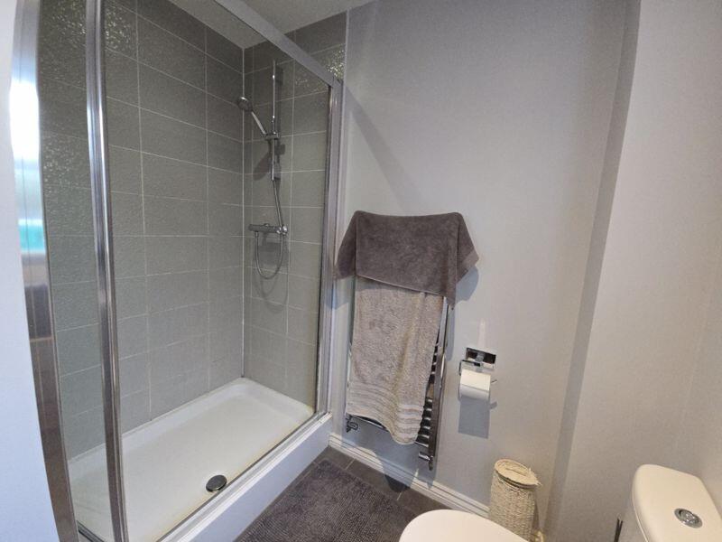 Bedroom One En-Suite Additional Image 