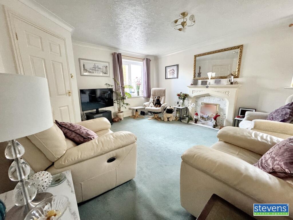 image00016_blurred (4)