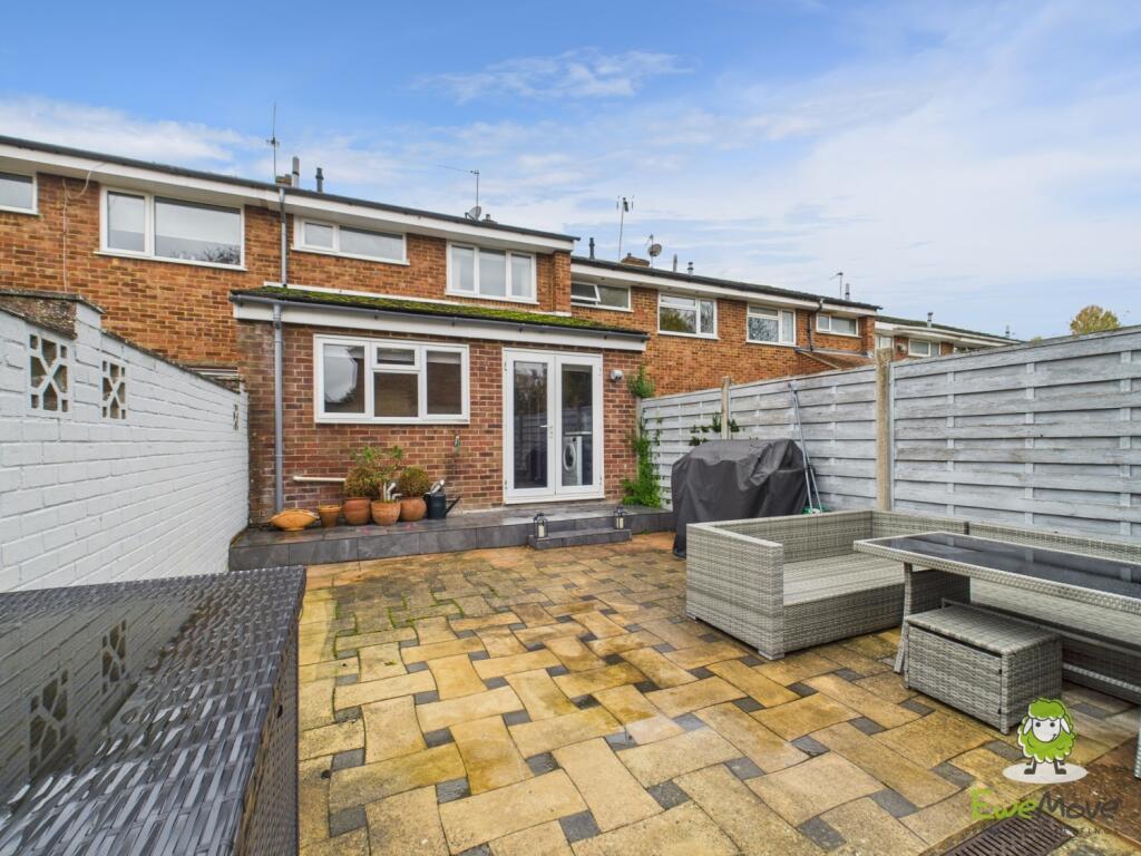 EweMove Estate Agents Basingstoke - Lea Close - Ga
