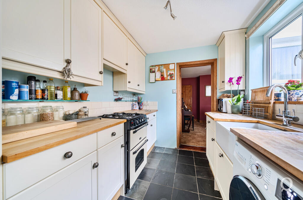 d4471433-2a58-4b5...