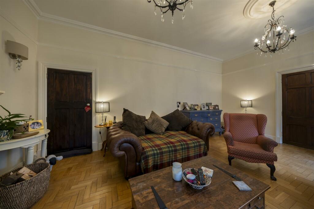 2 Riddings House-017.JPG