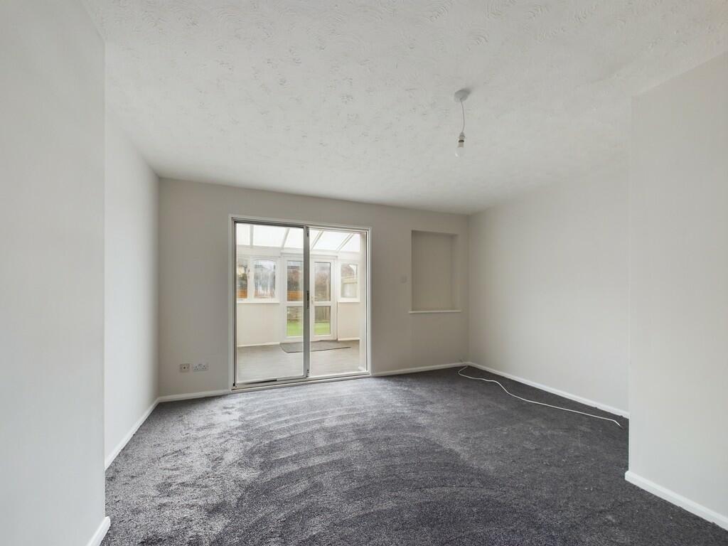 CAM03974G0-PR0080...