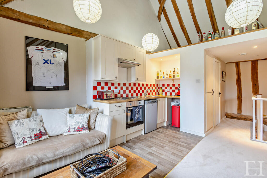 8643202-interiorW...