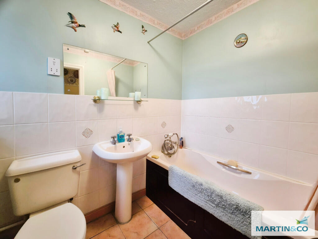 66369bd7-10000185...