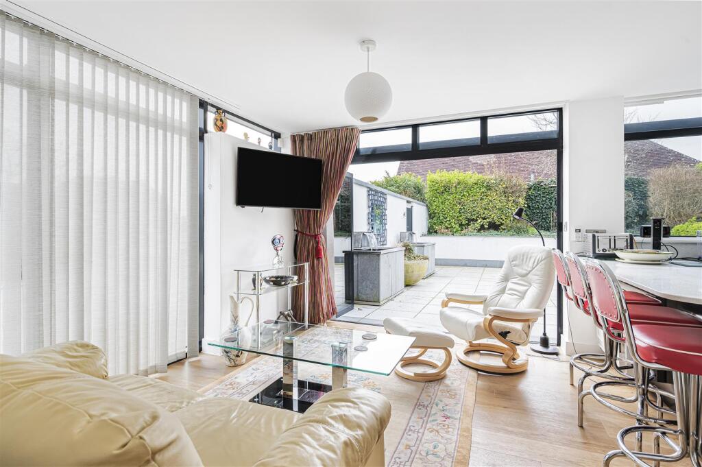 Photo 19-02-2025, 13 22 41.jpg