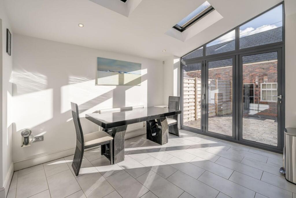 Kitchen Dining Room 3