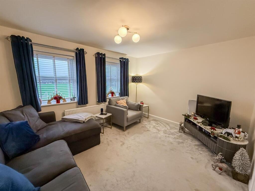 WhatsApp Image 2025-12-19 at 16.41.04 (1).jpeg