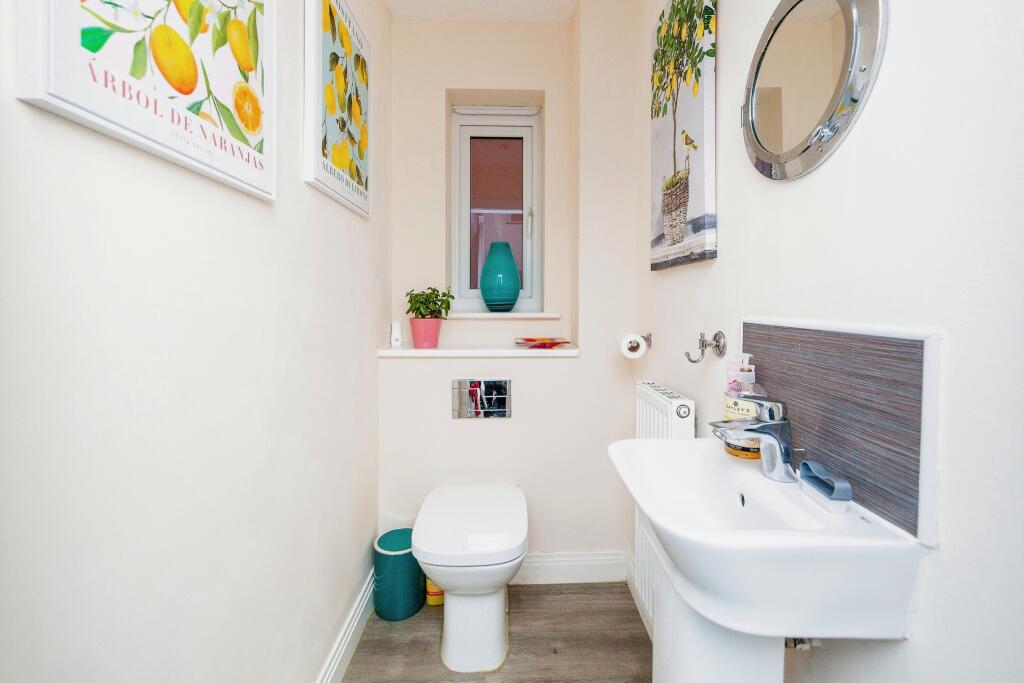 Downstairs Cloakroom
