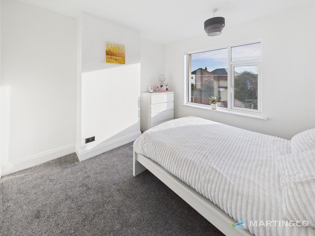 CAM02318G0-PR0569...