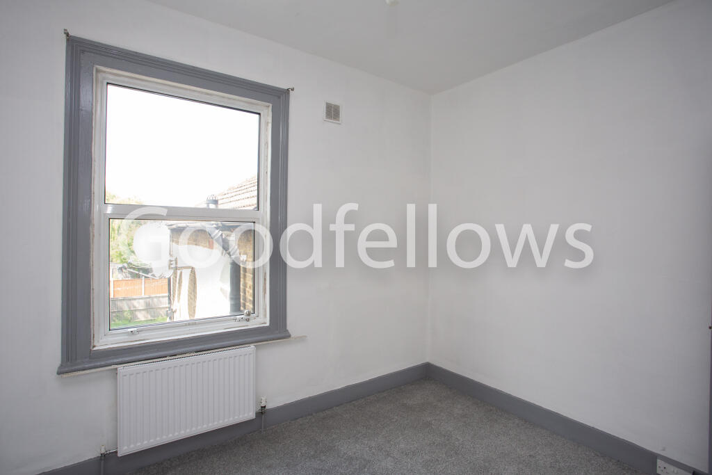 104a Morden Rd-6.jpg