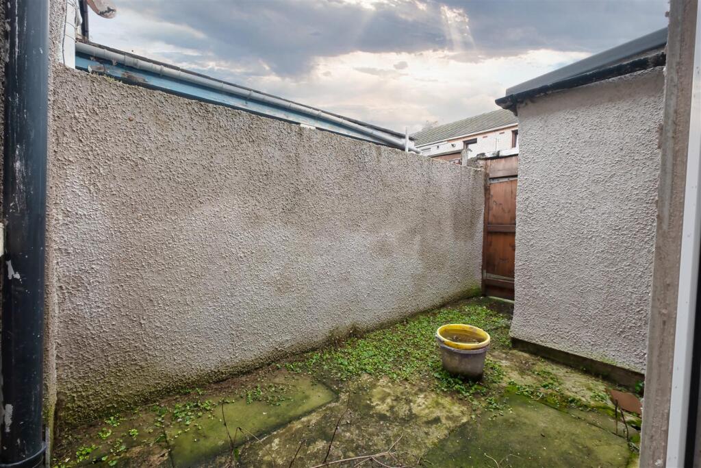 33 Surrey Street (14 of 14).jpg