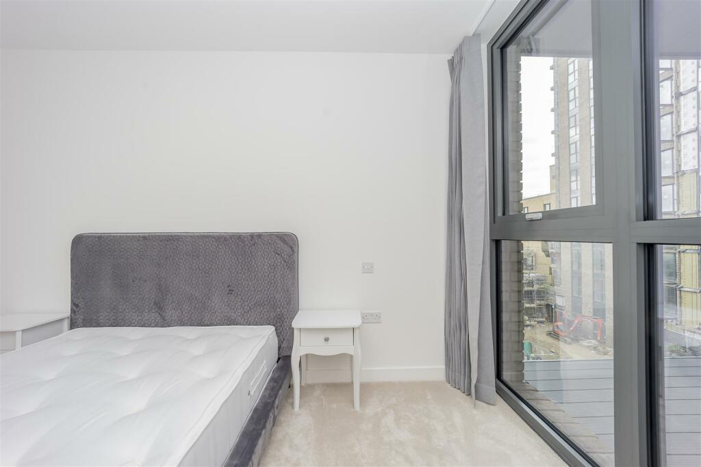 Bedroom              .jpg