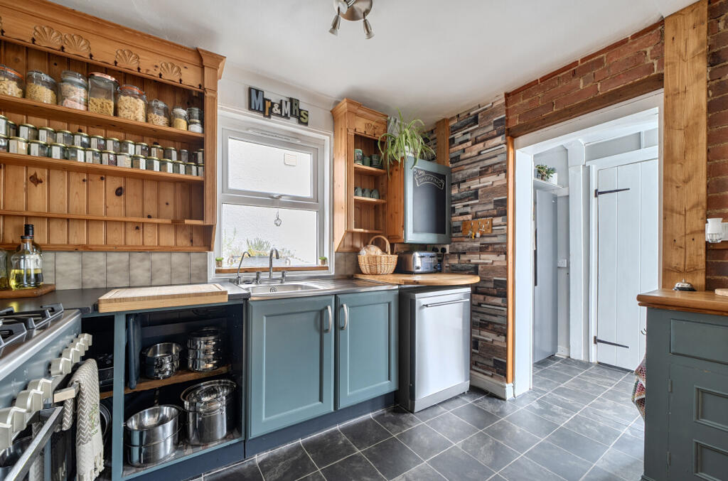 1384885-9-692710e...