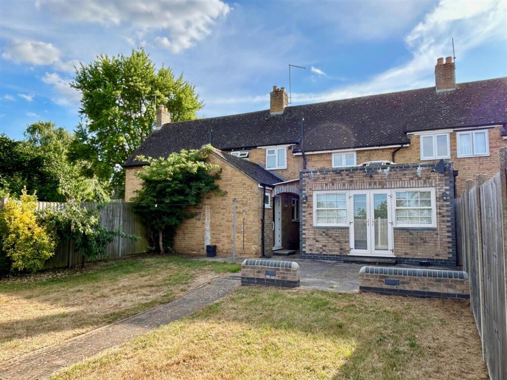 32 uffington garden 2.jpg