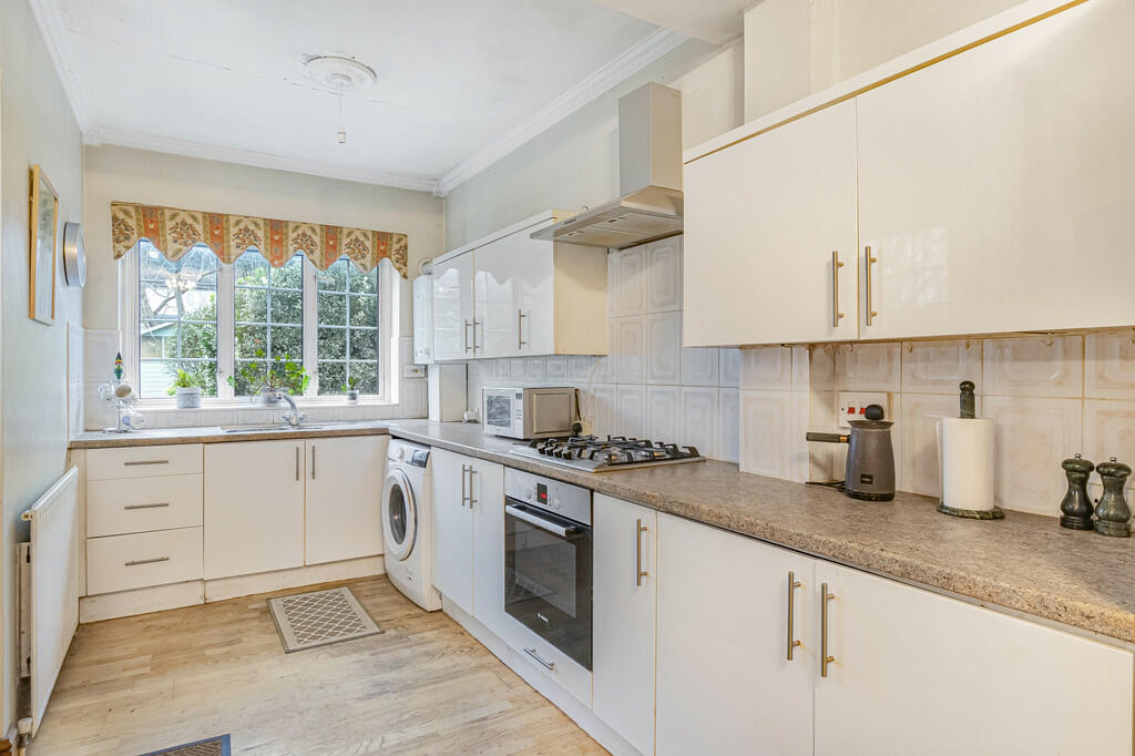 Kitchen (2)