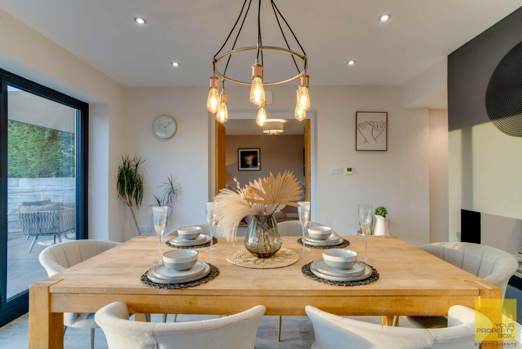 152 Battenhall Road-12