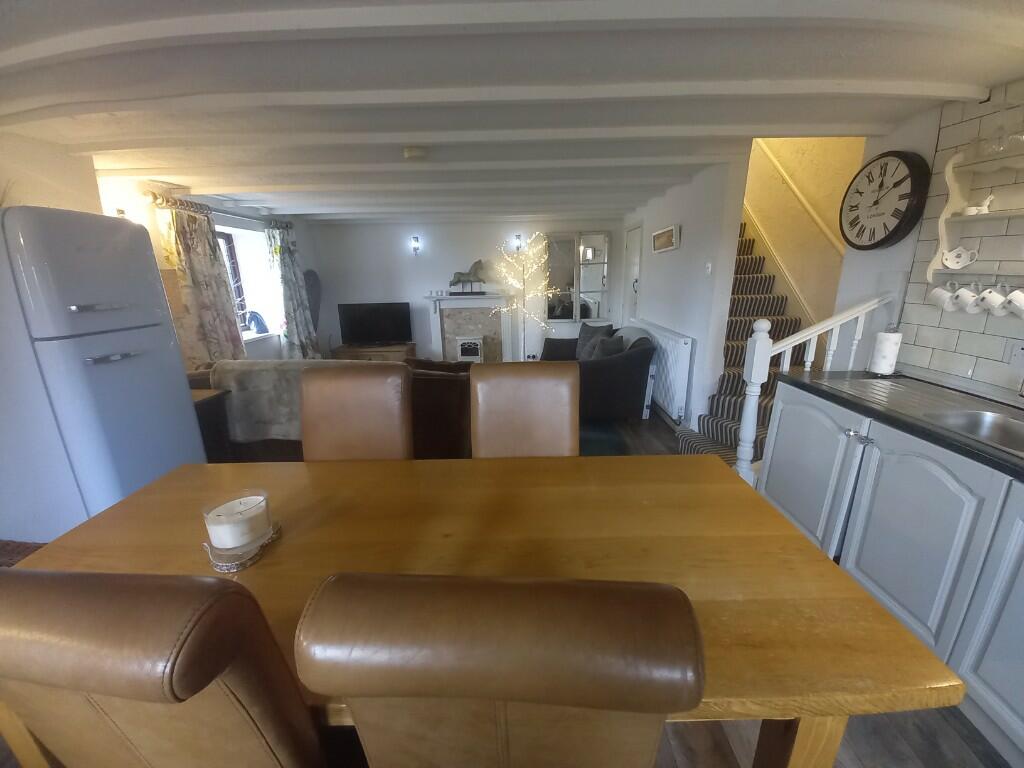 Kitchen / living