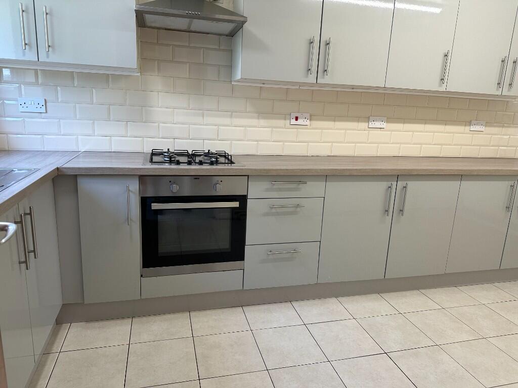 Kitchen (i)