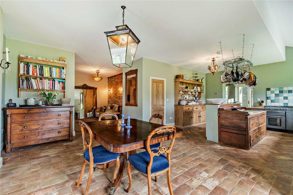 Kitchen Diner
