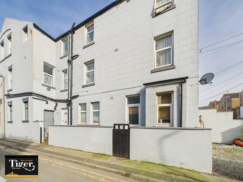 CAM02176G0-PR0500...