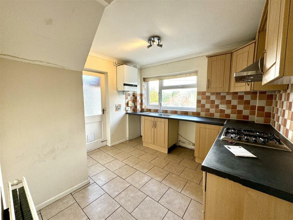 KITCHEN/BREAKFAST ROOM