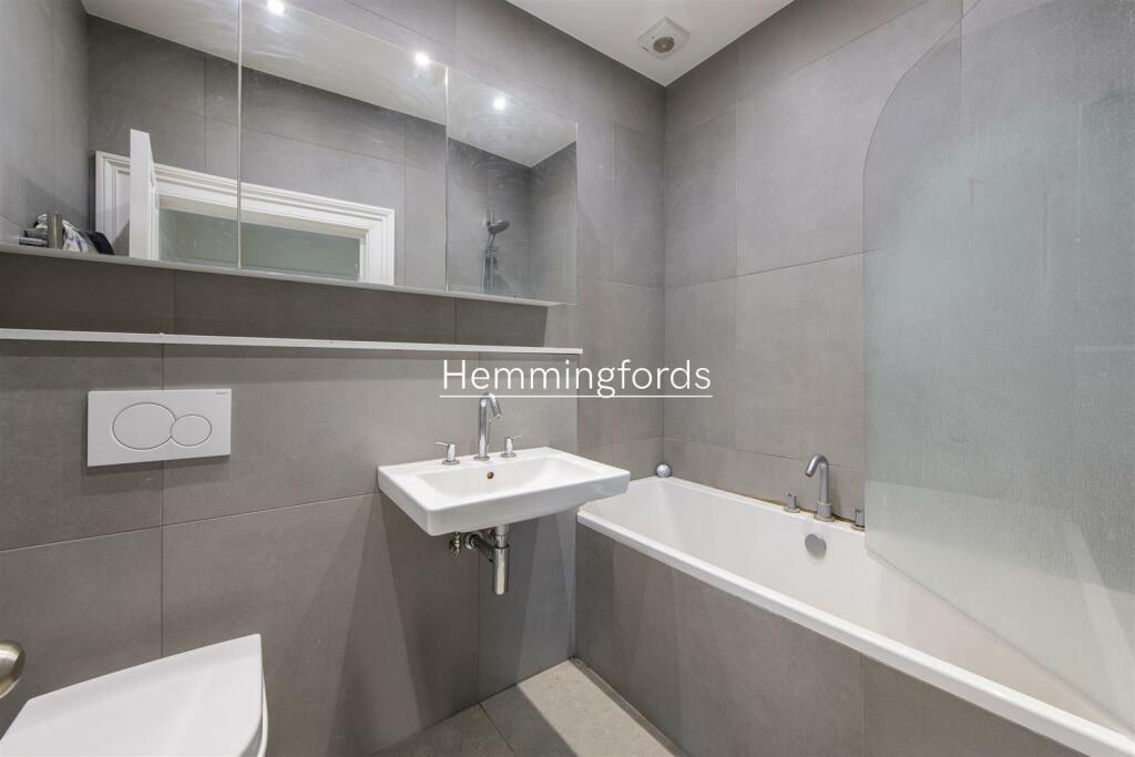 Flat 2, 94 Haverstock Hill Lo-7.jpg
