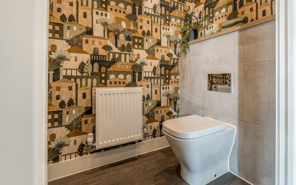 Similar Show Home