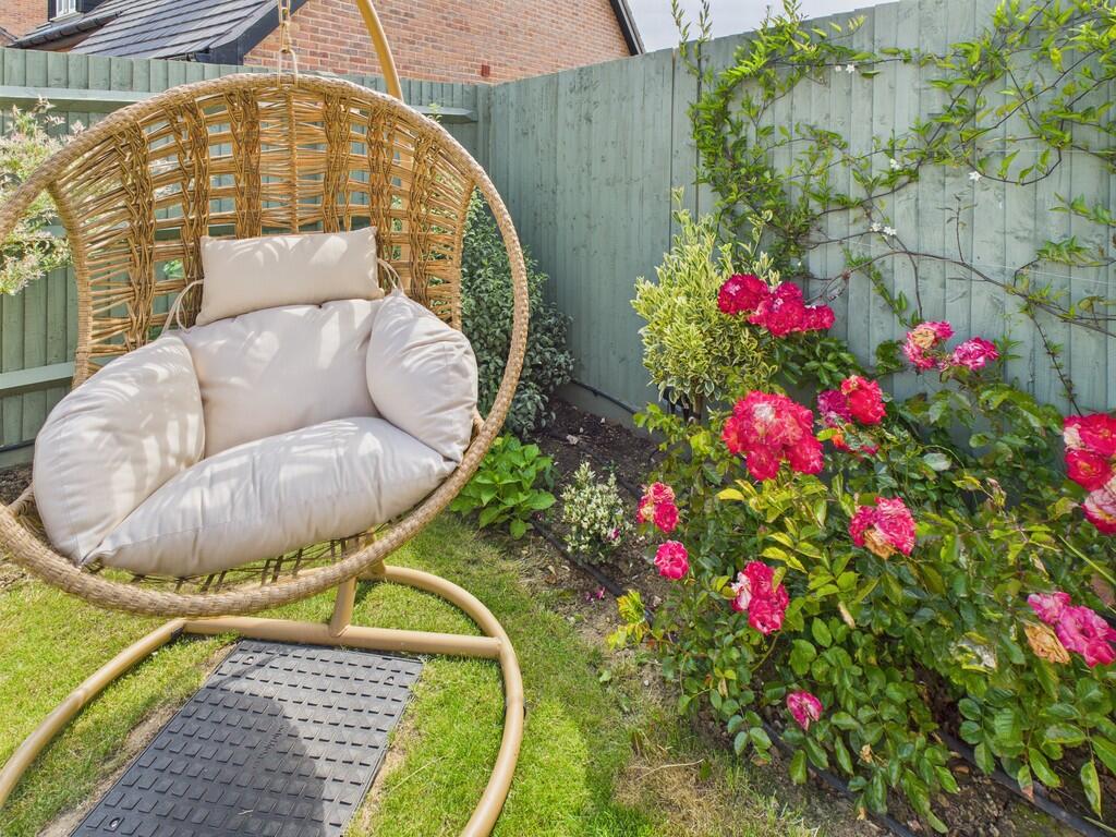 CAM05068G0-PR0038...