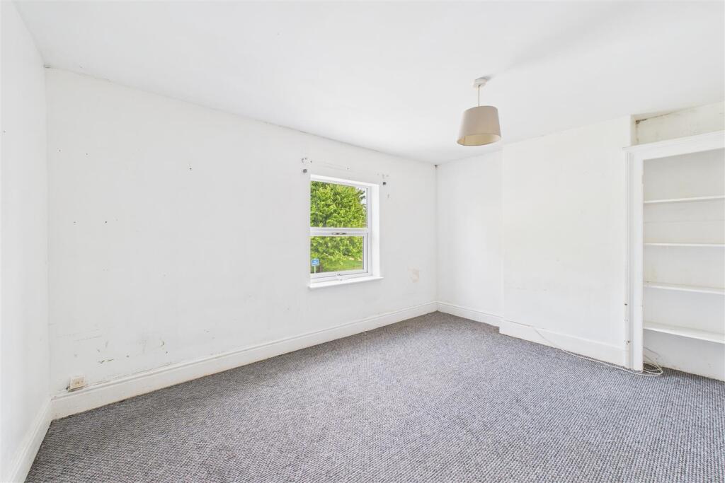 59 Great Western Road, Gloucester GL1 3PZ| Freehol