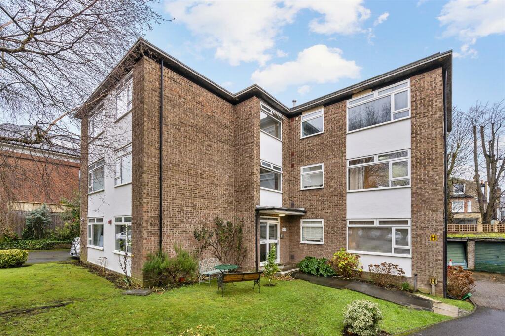 PRENTICE COURT,2.jpg