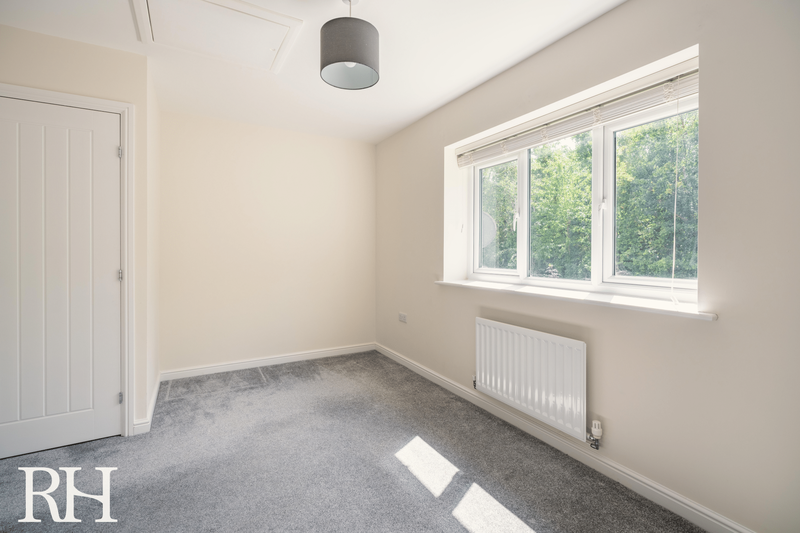 Rear bedroom 