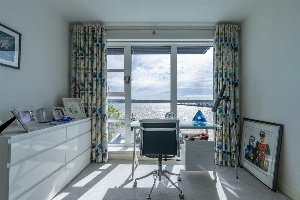 Master View