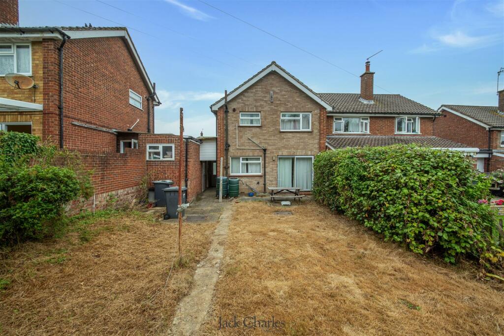 57 Bishops Oak Ride_-11.jpg