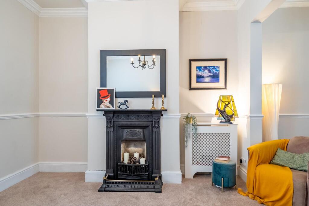 cleveland street-4.jpg