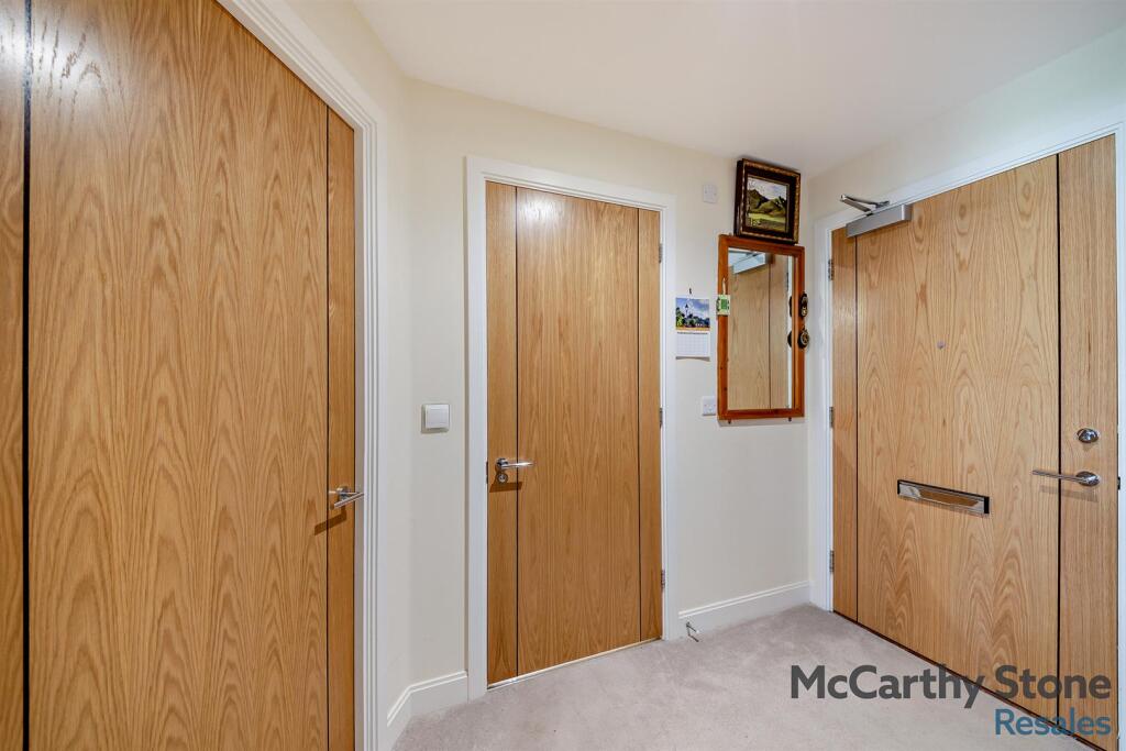 8653237-interior13-800.jpg