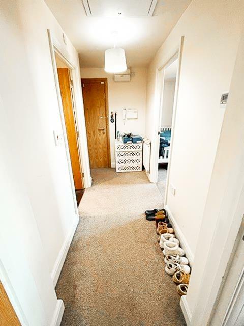 Hallway-2.jpg