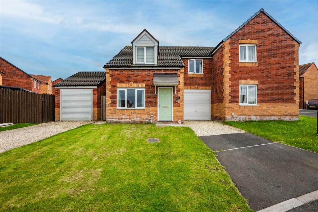 153 Masefield Avenue-10.jpg