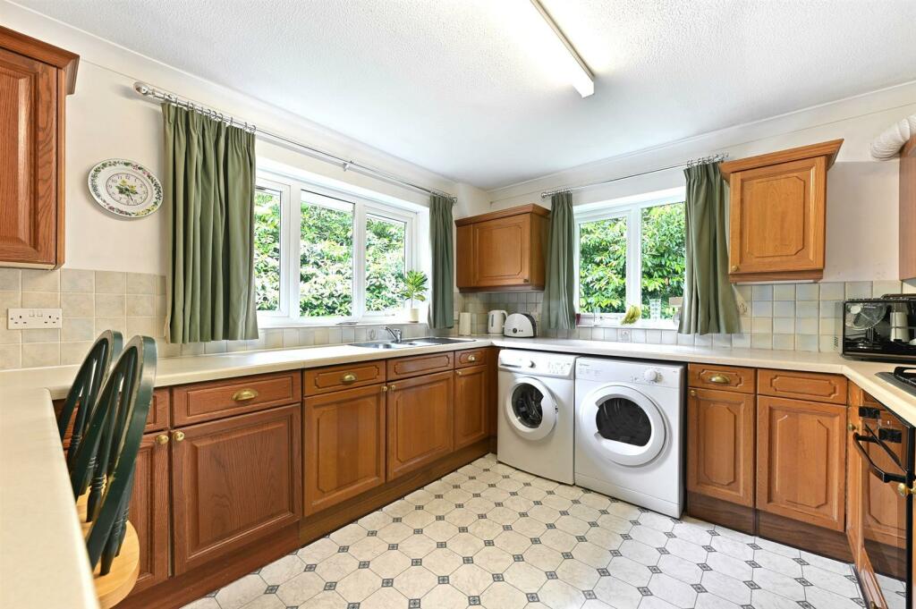 Kitchen.jpg