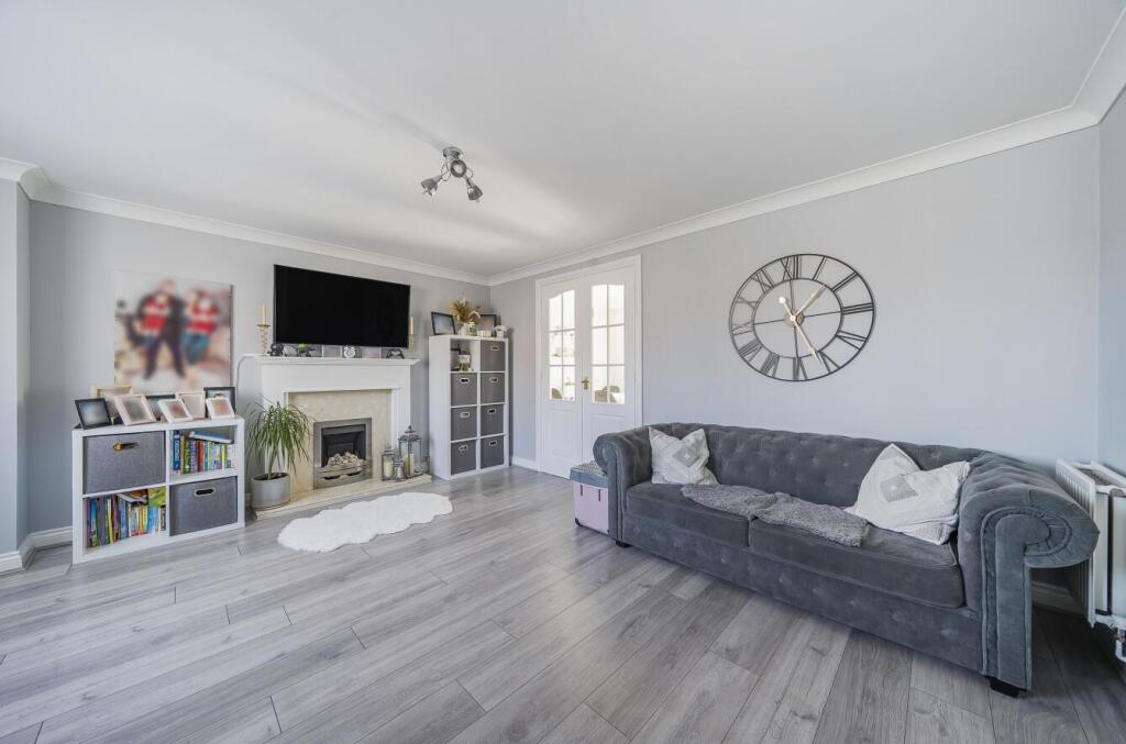 27 Dewar Drive