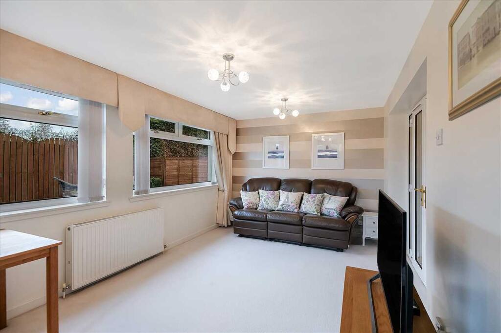 Family Room (2)