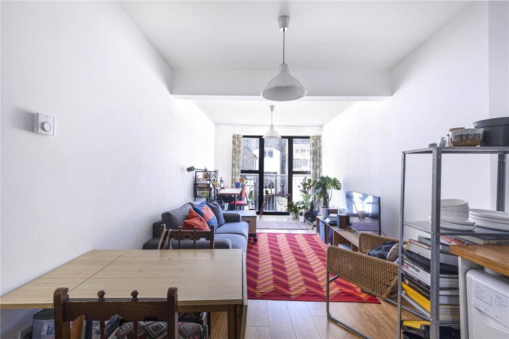 Reception/Kitchen