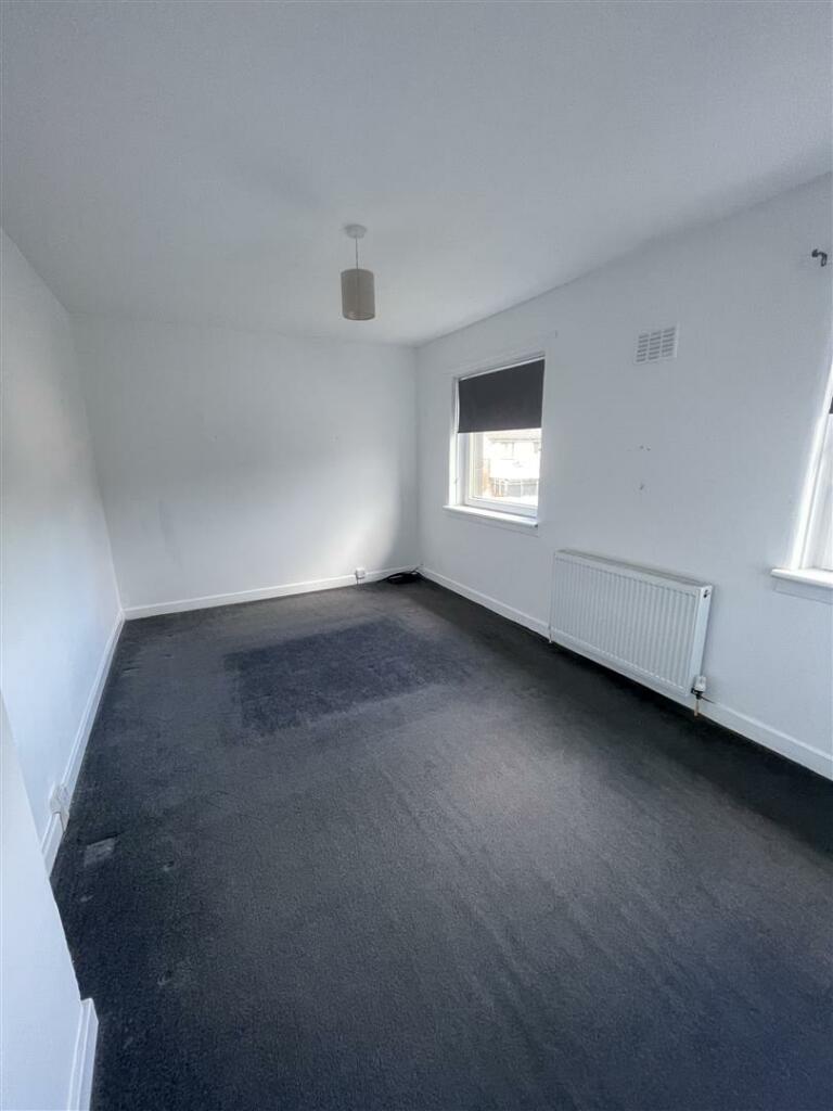 bedroom 3.jpg