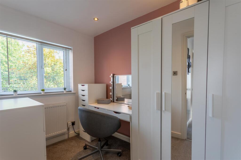 DWELEST - 16 Harrow Road, Swadlincote, DE11 0XD-00