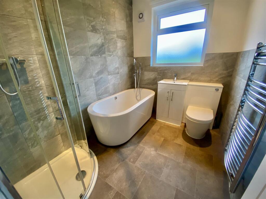 Bramleys Estate Agents - Hepworth Drive - Mirfield