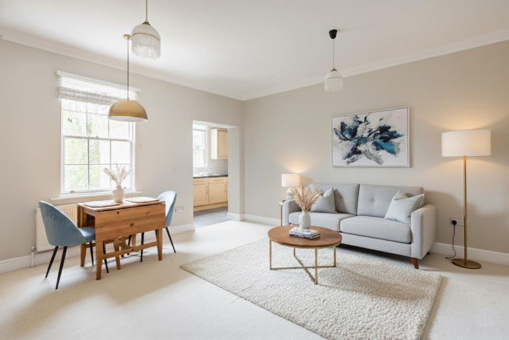 Gemini_Generated_Image_rwqrntrwqrntrwqr copy.png