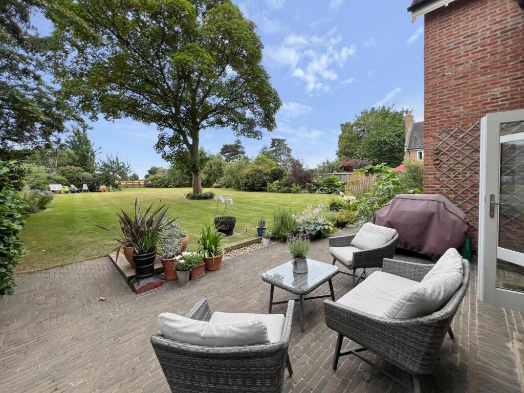 Rear garden