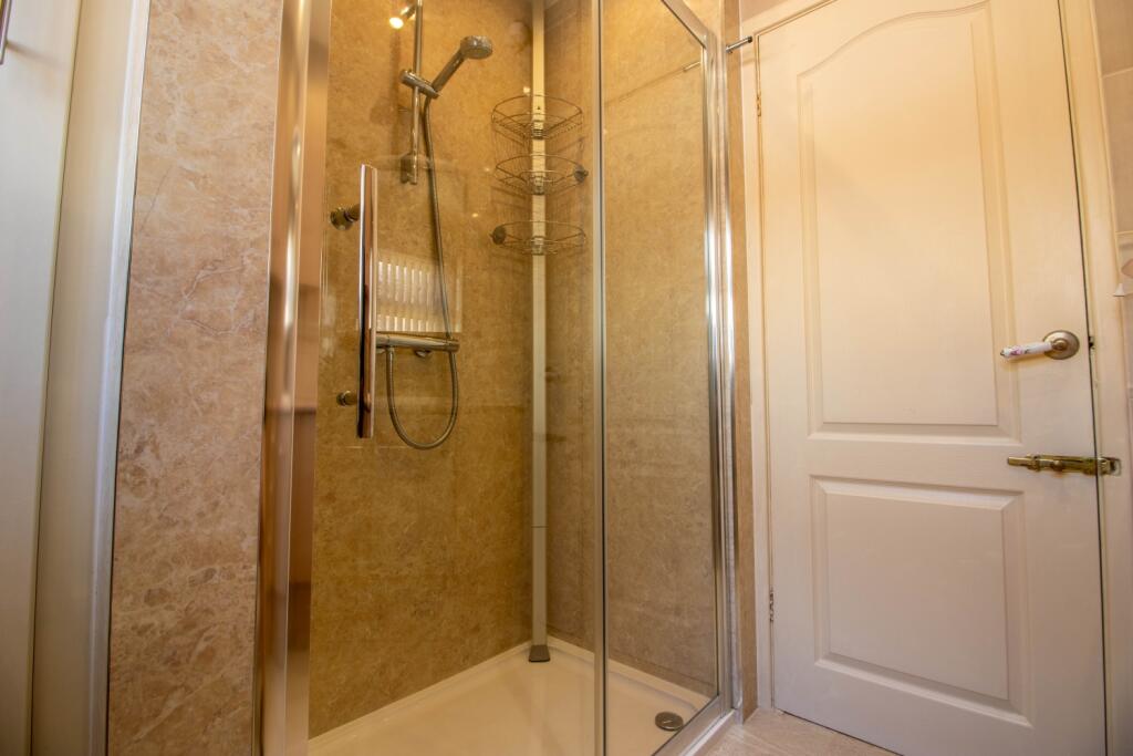 Bathroom-19