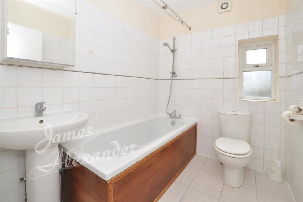 Bathroom 1st floor