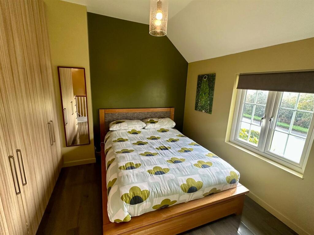 WhatsApp Image 2025-10-31 at 12.18.13_9ca75701.jpg